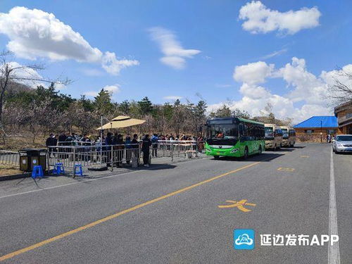 五一小長假旅游市場升溫 敦化六鼎山景區迎來客流小高峰